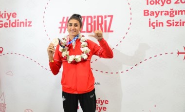 2020 Tokyo Olimpiyatları'ndan bronz madalya ile dönen Hatice Kübra İlgün: 