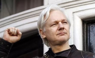 Ünlü filozof Zizek'ten çarpıcı Assange makalesi