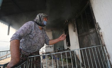 Manavgat'ta yangın kısmen kontrol altına alındı, tüm gün kül yağdı