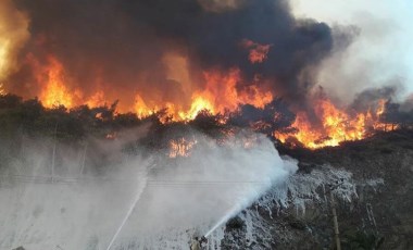 Türkiye alevlere teslim! İzmir Kiraz'da orman yangını