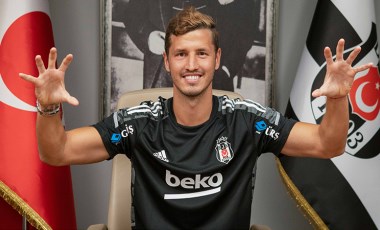 Beşiktaş'ın yeni transferi Salih Uçan, açıklamalarda bulundu