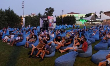 İzmir'de yaz dönemi sinema gösterimleri başladı