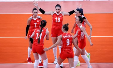 A Milli Kadın Voleybol Takımı, Avrupa Şampiyonası öncesi İstanbul'da kampa girdi