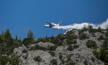 Bucak yangını 21 saatte kontrol altına alındı; 300 hektar alan yandı