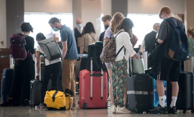 Avustralya merkezli havayolu şirketi Qantas'tan zorunlu aşı kararı