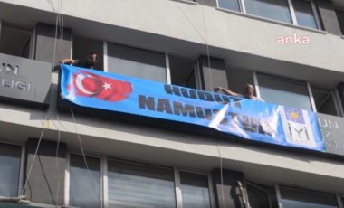 İYİ Parti, parti binalarına 