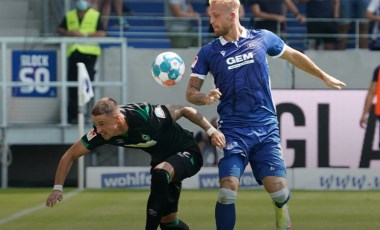 Karlsruhe - Werder Bremen maçında spikerden Innocent Emeghara göndermesi