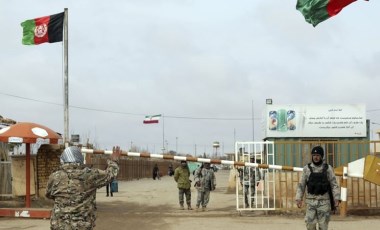 İran, çatışmaların artması üzerine Afganistan ile sınır kapısını kapattı