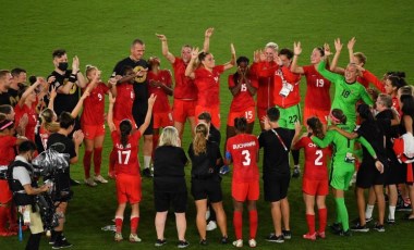 TOKYO 2020 | Kadınlar futbolda altın madalya Kanada'nın