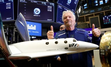 Virgin Galactic duyurdu: İşte uzay seyahati için bilet fiyatları