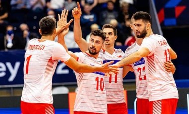 Türkiye, Sırbistan'a 3-2 yenilerek Avrupa Erkekler Voleybol Şampiyonası'na son 16 turunda veda etti