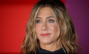 Jennifer Aniston, Hollywood dışından biriyle ilişkiye başlamak istiyor