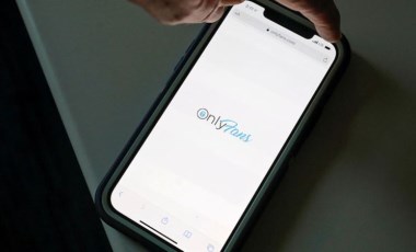 OnlyFans'te porno paylaşan Taylandlı çift tutuklandı