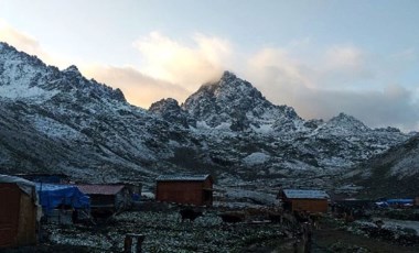 Rize yaylarındaki kar besicileri harekete geçirdi