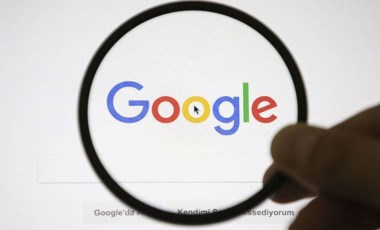 Google, 23. yaş gününü çikolatalı pastayla kutladı