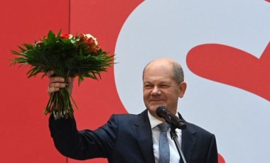 Almanya seçimleri: Olaf Scholz kimdir, Sosyal Demokrat siyasetçi partisini nasıl seçimde ilk sıraya taşıdı?