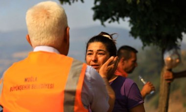 Muğla'da yangından zarar gören yurttaşların faturalarını belediye ödedi