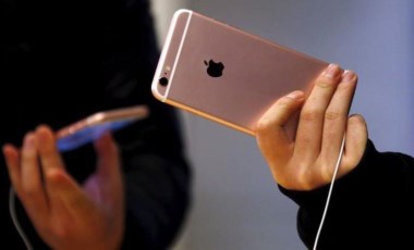 Apple çocuk istismarına karşı telefonları tarama planını askıya aldı