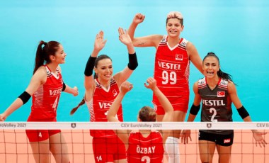 A Milli Kadın Voleybol Takımımız, Hollanda'yı devirerek üçüncü oldu