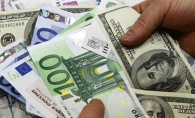 Son dakika: Piyasalar ateş hattında: Dolar ve euro fırladı