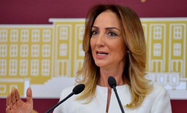 CHP'li Aylin Nazlıaka: Zübeyde Hanım'ın güçlü duruşu biz kadınların önünü aydınlatmaya devam ediyor