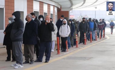 Vakalar rekora koşarken 'tersine' kararlar art arda geliyor: 'Salgına teslim olduk'