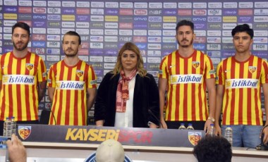 Kayserispor, yeni transferleri için imza töreni düzenledi