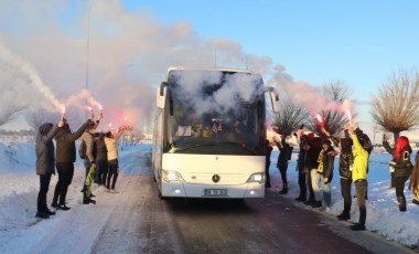 Fenerbahçe’ye Sivas’ta meşaleli karşılama