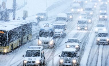 Kar yağışı sonrası İstanbul'da trafik ne durumda?  Harita kırmızıya döndü