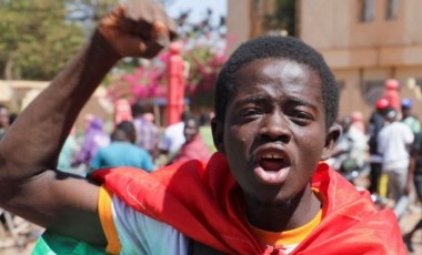 Burkina Faso'da darbe: Askerler neden Cumhurbaşkanı Kabore'yi devirdi?