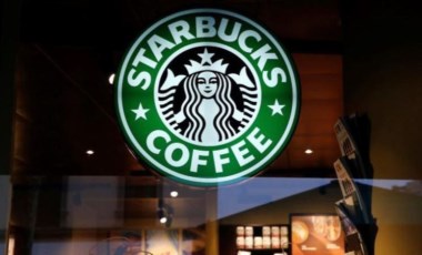 Starbucks, çalışanlarına aşı ya da her hafta Covid-19 testi zorunluğu getiriyor