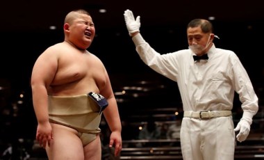 Japonya’da sumo güreşi turnuvasında Covid-19 krizi