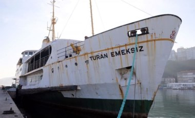 Turan Emeksiz vapuru Mudanya'dan İstanbul'a uğurlandı