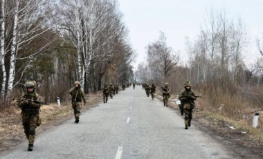 Son Dakika: İngiltere, Ukrayna'daki büyükelçiliğini Kiev'den çıkardı