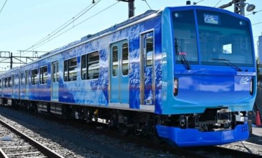 Japonya'nın hidrojenle çalışan ilk treni tanıtıldı