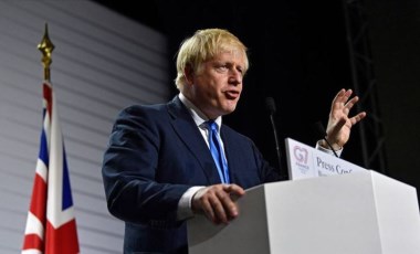 İngiltere Başbakanı Johnson: 'Rusya 1945'ten bu yana Avrupa'daki en büyük savaşı planlıyor'