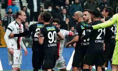 Beşiktaş - Altay maçına damga vuran pozisyon penaltı mıydı? Hakemler yorumladı