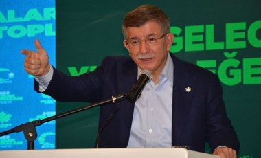 Davutoğlu'ndan Erdoğan ve Bahçeli'ye sert tepki: 'Altılı masayı hafife almaya çalıştılar, uzlaşma zeminini bozmaya gayret ettiler'