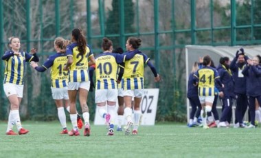 Fenerbahçe Kadın Futbol Takımı'nın forma göğüs sponsoru Alagöz Holding oldu