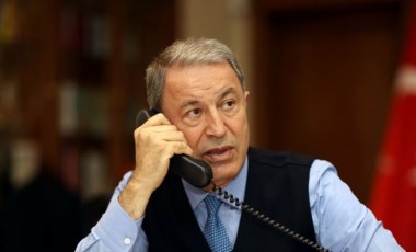 Hulusi Akar, İngiliz mevkidaşı Ben Wallace ile telefon görüşmesi yaptı