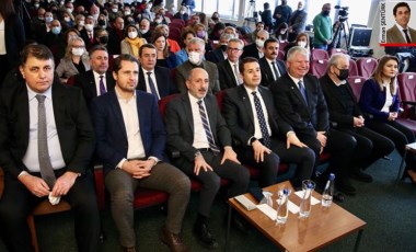 İzmir’de iklim zirvesi: CHP’li başkanlar küresel ısınmayla mücadelenin formüllerini konuştu