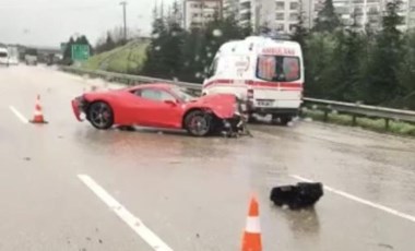 Bursa'da 7 milyonluk araç kazada hurdaya döndü