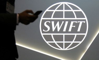 Rusya'nın çıkarıldığı SWIFT sistemi nedir? SWIFT yaptırımı ne anlama geliyor?