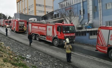 Arnavutköy'de mobilya fabrikasında yangın