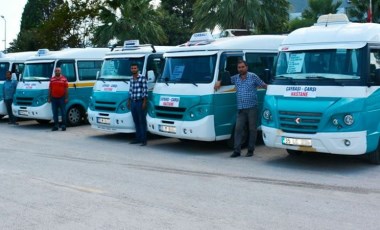 İzmir'de minibüsçülerden zam isyanı: Dayanacak gücümüz kalmadı