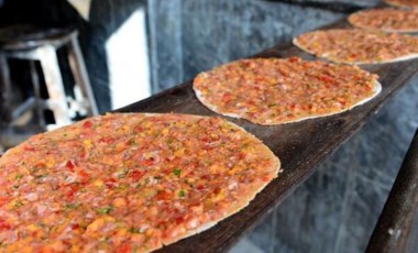 'Lahmacunun tadı yok' diyen müşteriye olay yanıt