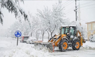 Meteoroloji'den felaketi yaşayan Isparta için uyarı: Yoğun kar yağışı, lodos ve su baskını...