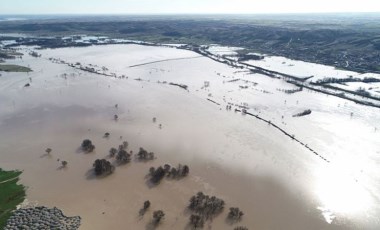 Kırklareli'nde Ergene Nehri taştı, tarım arazileri su altında kaldı