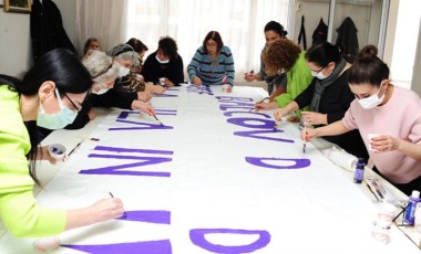 Kadınlar 8 Mart'a hazırlanıyor