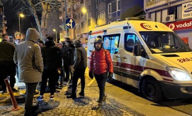 Beşiktaş’ta kavgayı ayırmaya çalışan kurye, silahla vuruldu (10 Mart 2022) (Video Haber)